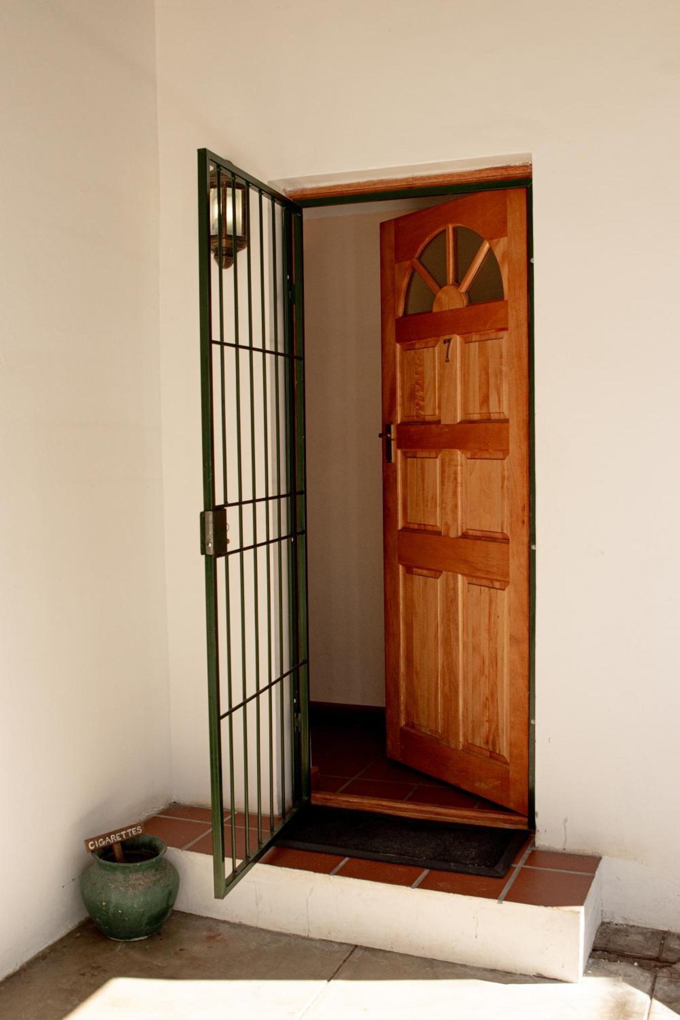 4 Rothman Street B&B Graaff Reinet Luaran gambar